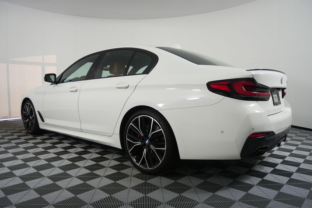 2023 BMW 5 Series 530i 5