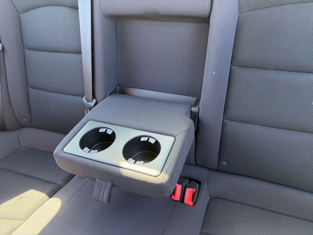 Thumbnail: 2014 Chevrolet Cruze - 32