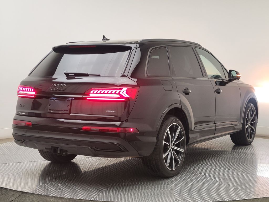 Thumbnail: 2024 Audi Q7 - 5