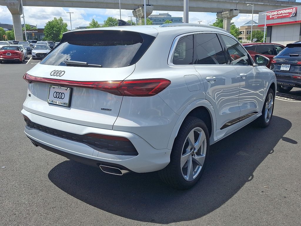 2025 Audi Q5 Premium 3