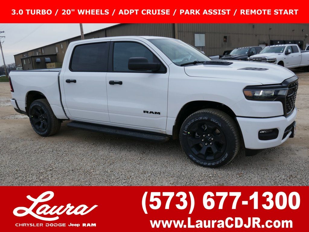 2026 RAM 1500 Express Crew Cab 4WD