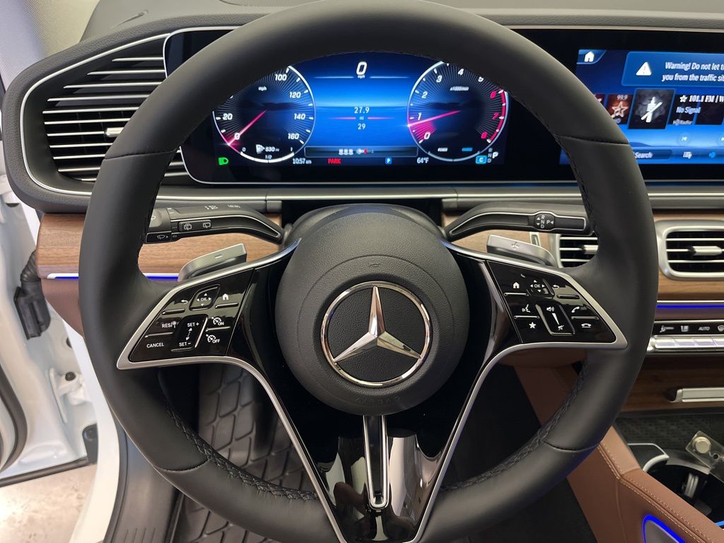 Thumbnail: 2026 Mercedes-Benz GLE - 13