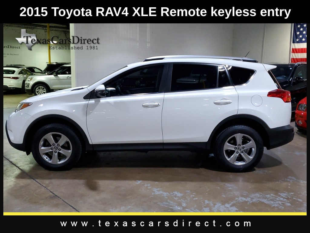 2015 Toyota RAV4 XLE 14