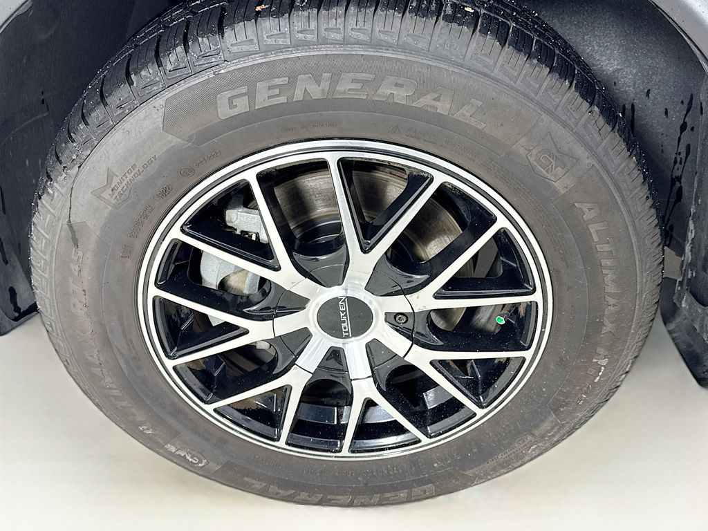 Used Car 2020 Nissan Rogue Sport  S For Sale Under $20,000 In Austin, Texas