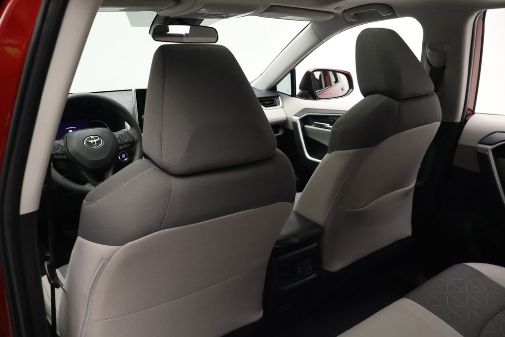 Thumbnail: 2024 Toyota RAV4 - 20
