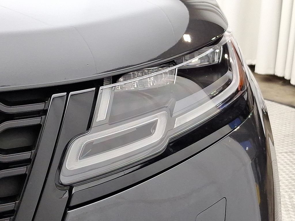 2023 Land Rover Range Rover Velar R-Dynamic S 9