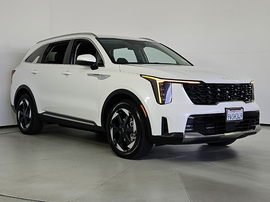 Thumbnail: 2025 Kia Sorento - 4
