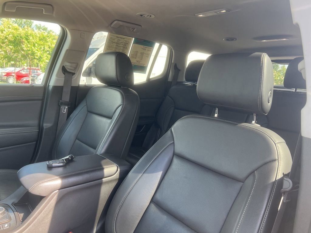 2023 Sterling Metallic GMC Acadia SLT FWD SUV