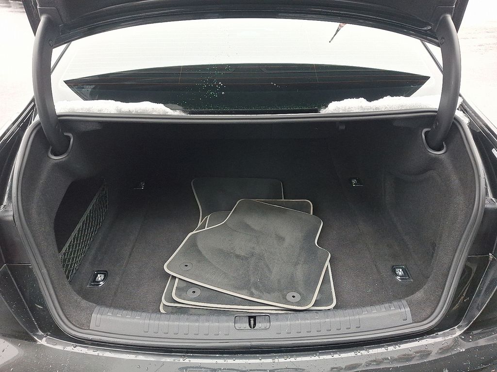 Thumbnail: 2019 Audi A6 - 28