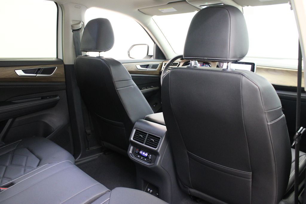 new 2026 Volkswagen Atlas car