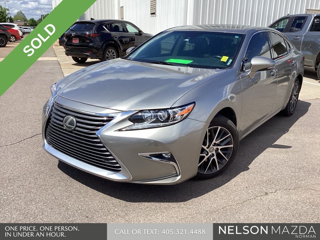 Silver 2017 Lexus ES 350 FWD Sedan Front-Wheel Drive 6-Speed Automatic