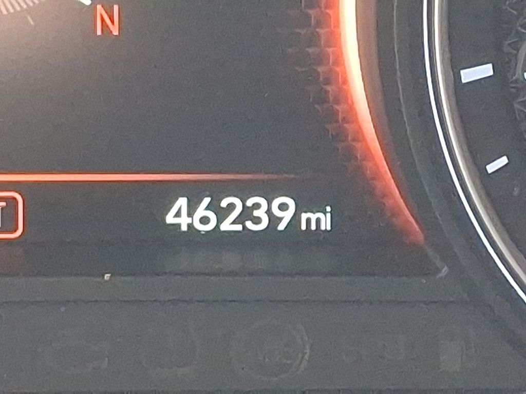 Thumbnail: 2021 Genesis G70 - 21