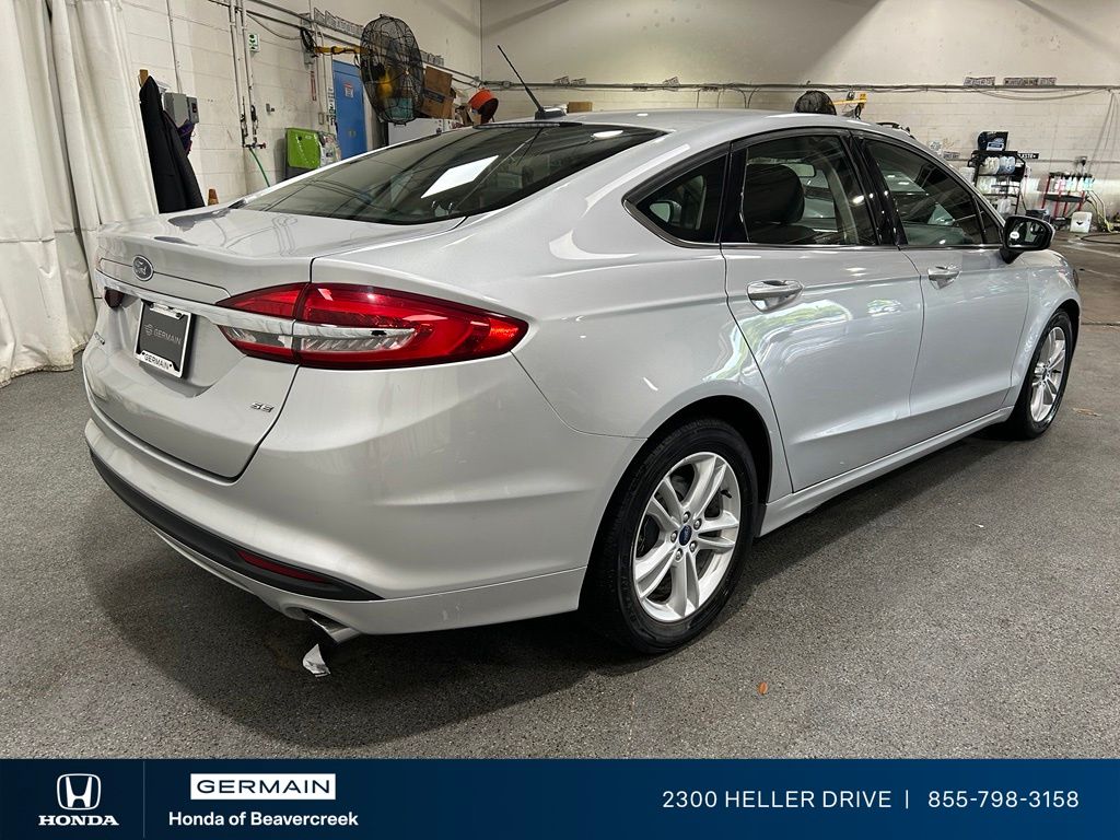 Used 2018 Silver Ford SE image 8