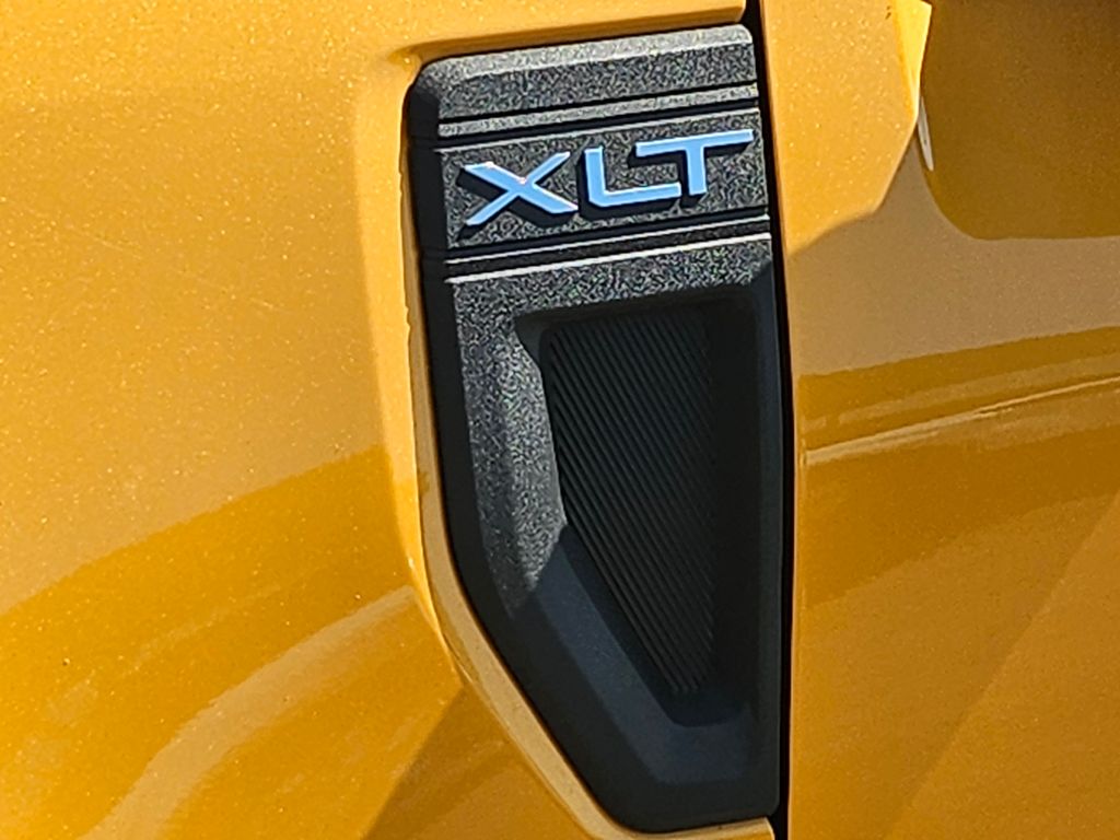 2023 Orange Metallic Ford Maverick XLT FWD Truck