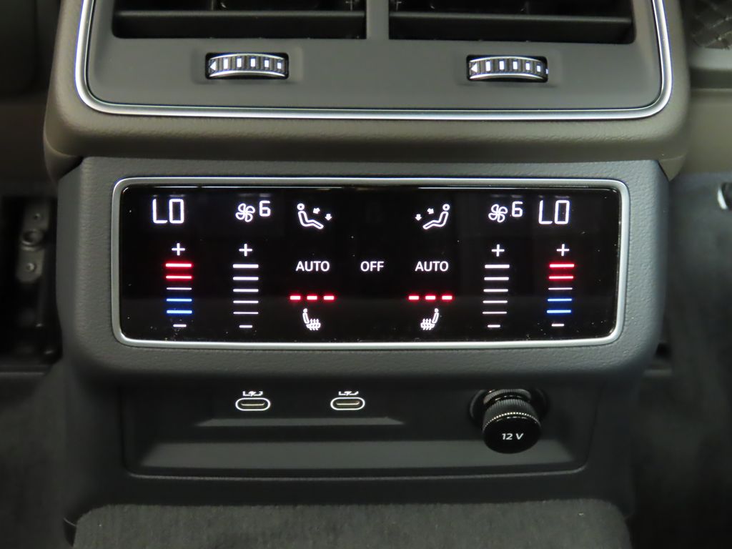 Thumbnail: 2025 Audi A6 - 26