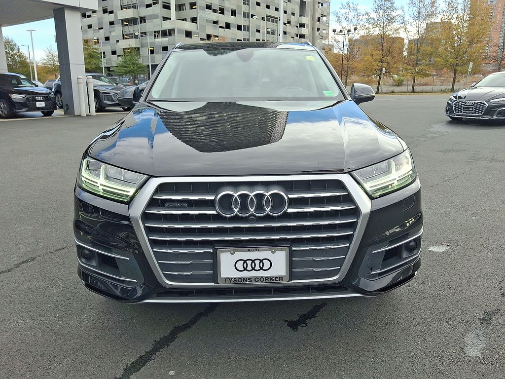 Thumbnail: 2019 Audi Q7 - 2