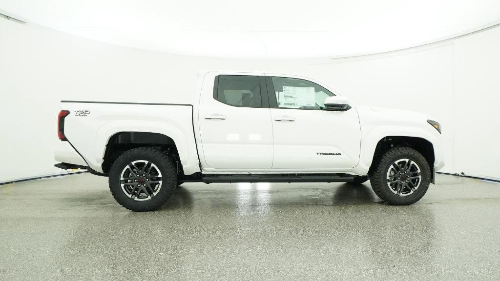 Thumbnail: 2025 Toyota Tacoma - 6