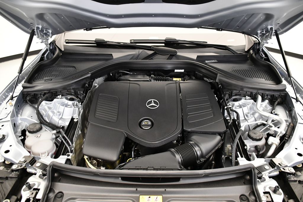 Thumbnail: 2026 Mercedes-Benz GLC - 11