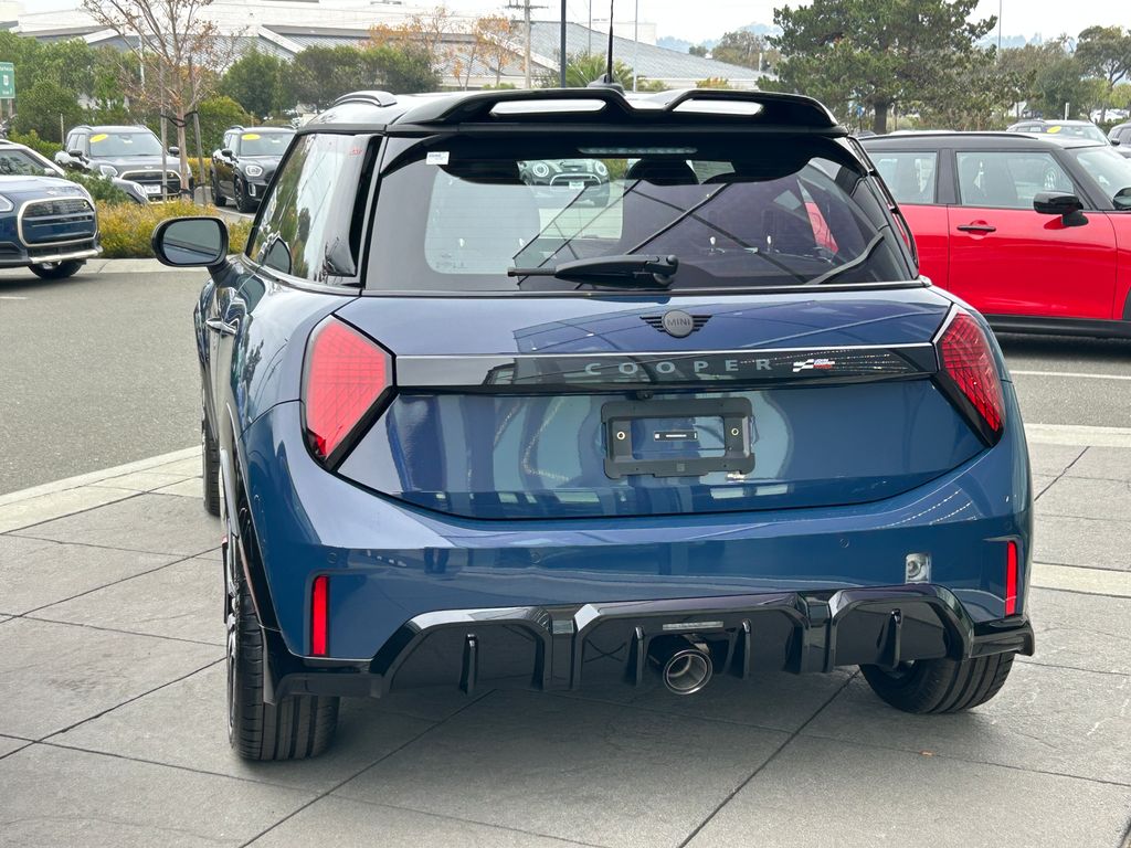 Thumbnail: 2026 MINI Cooper - 4