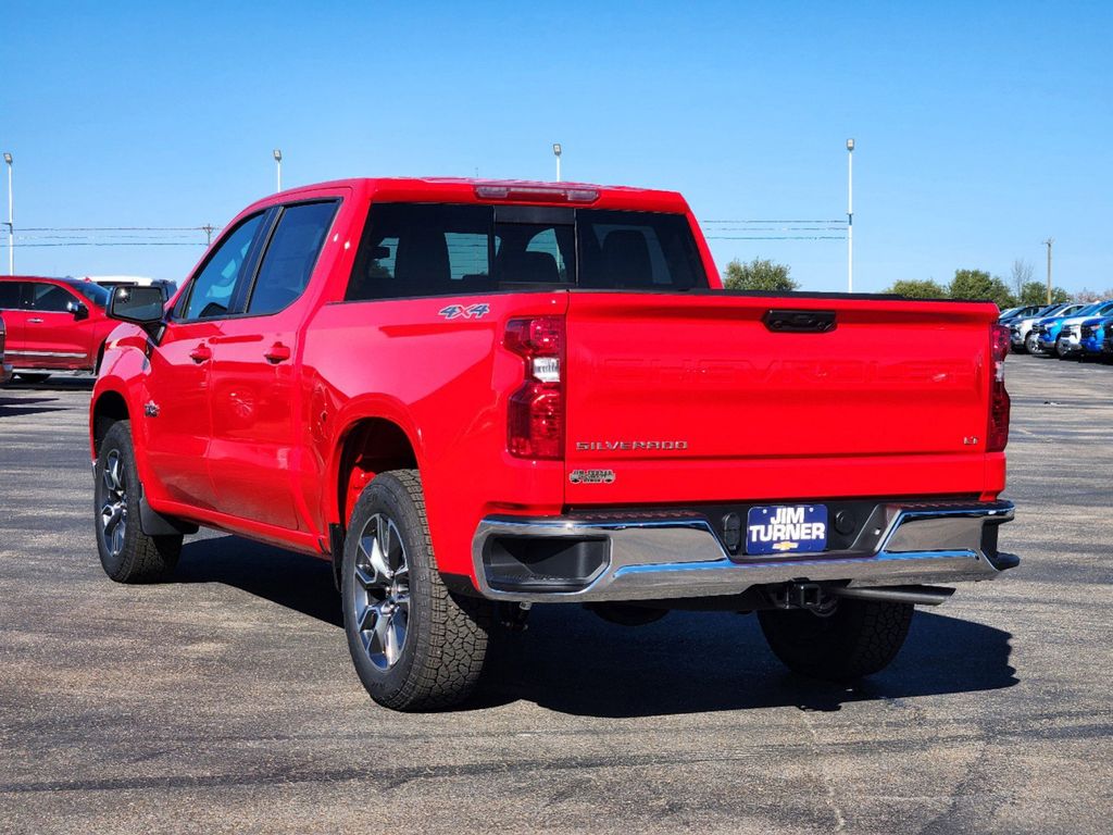 2025 Chevrolet Silverado 1500 LT 4