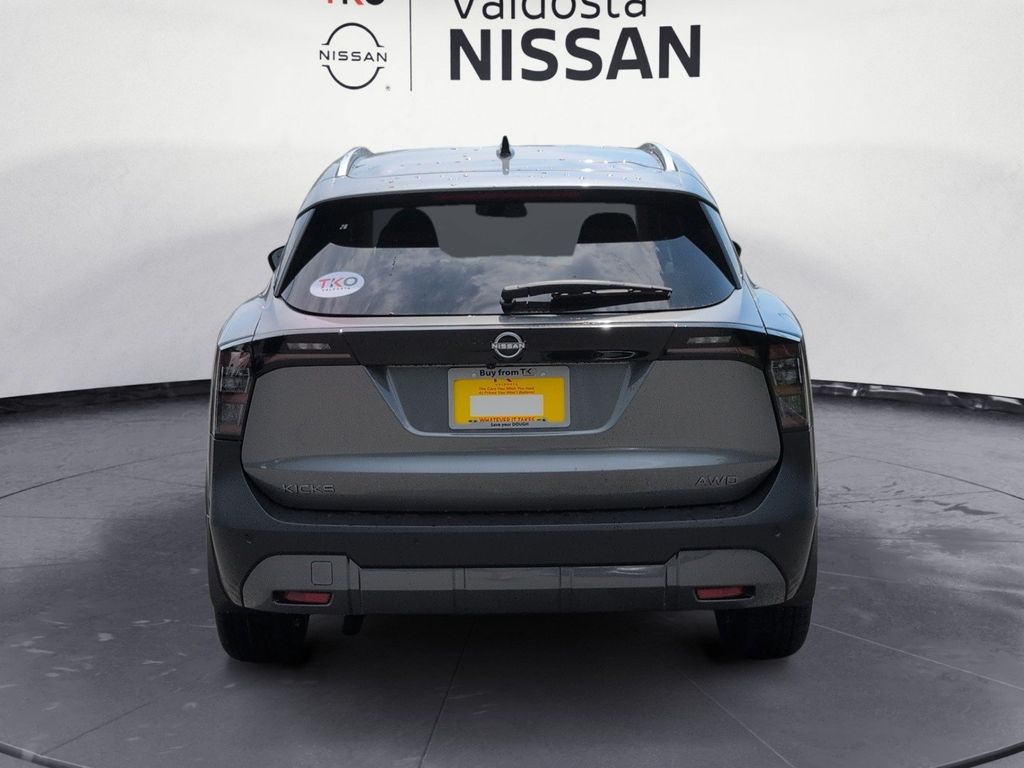 New 2026 Nissan Kicks SUV