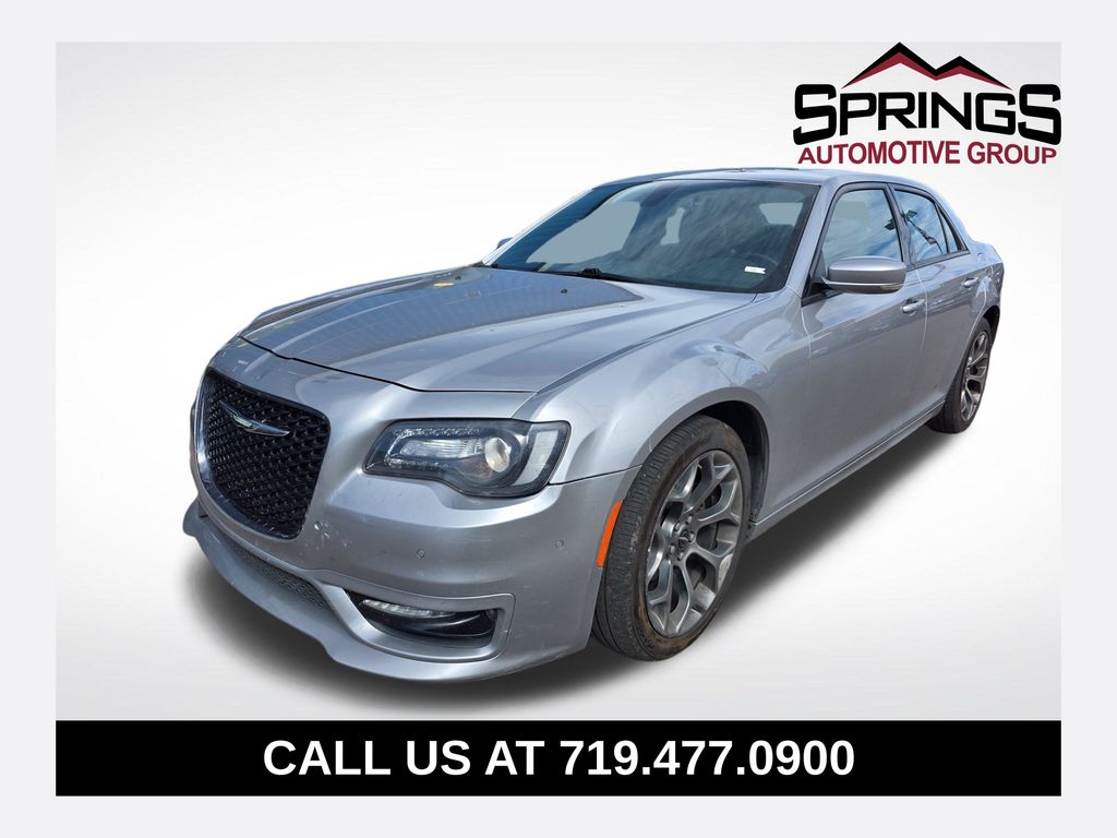 Billet Silver Metallic Clearcoat 2018 Chrysler 300 Sedan Rear-Wheel Drive 8-Speed Automatic