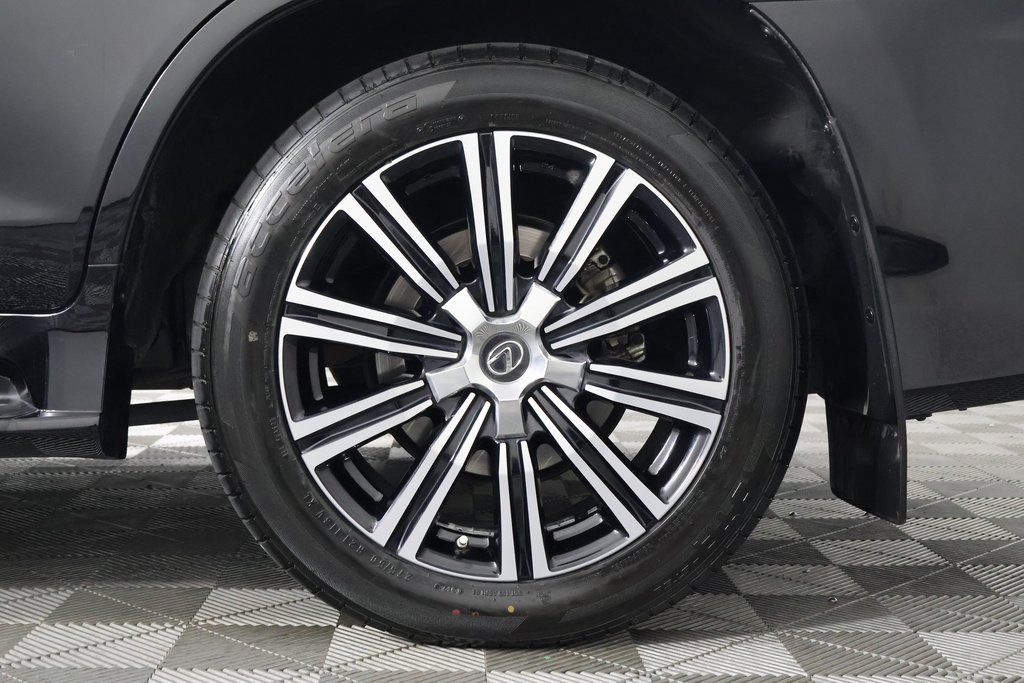 Thumbnail: 2021 Lexus LX - 16