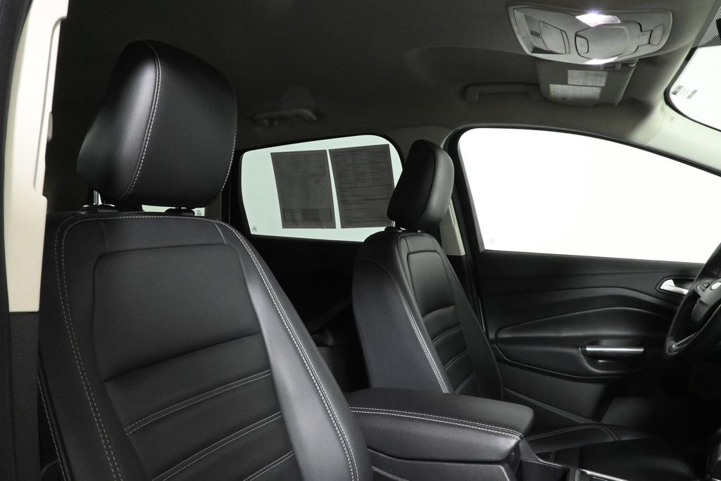 Thumbnail: 2019 Ford Escape - 32