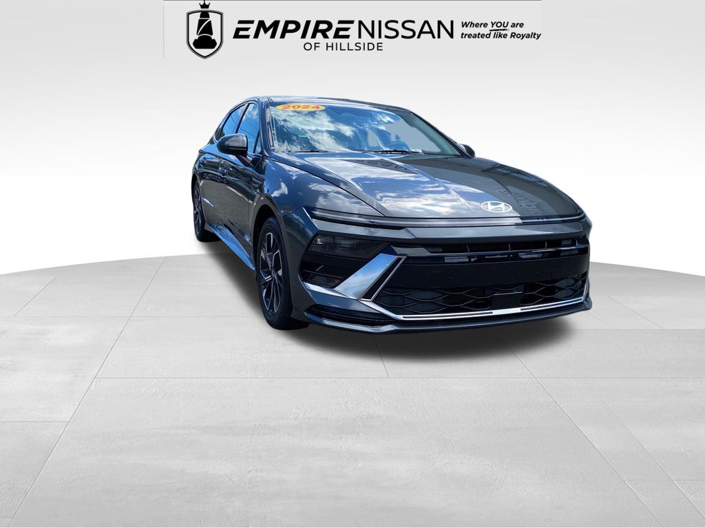 Portofino Gray 2024 Hyundai Sonata Sedan Front-Wheel Drive 8-Speed Automatic