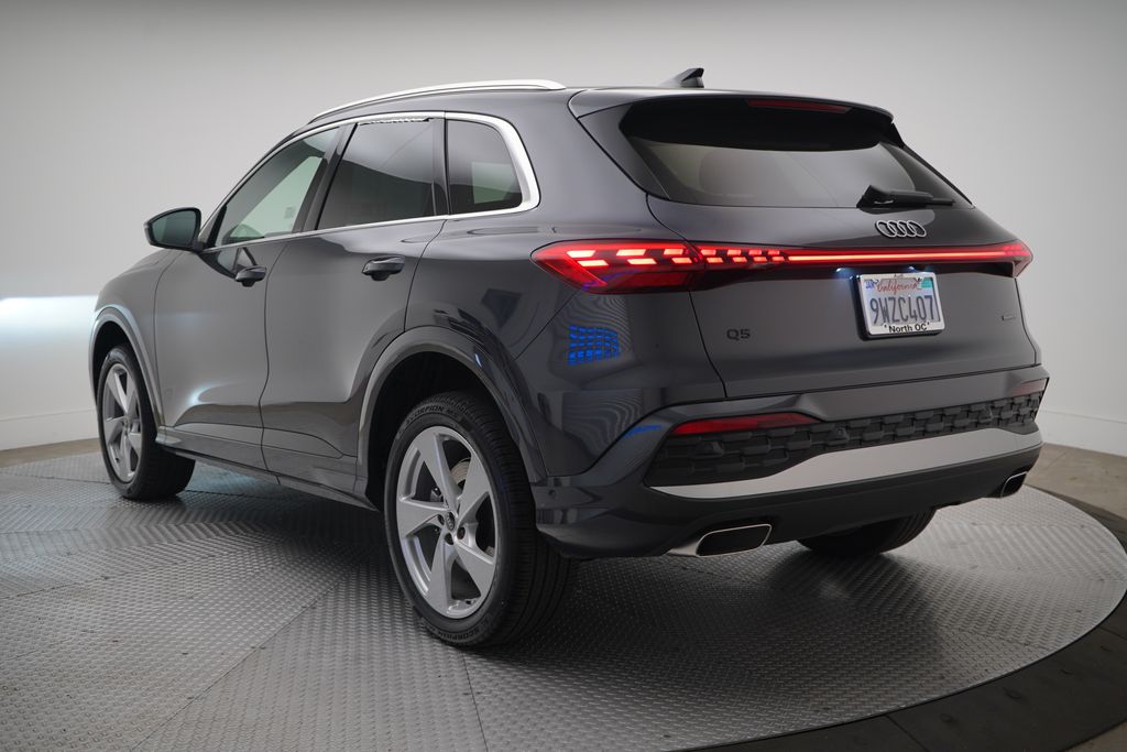 Thumbnail: 2025 Audi Q5 - 3