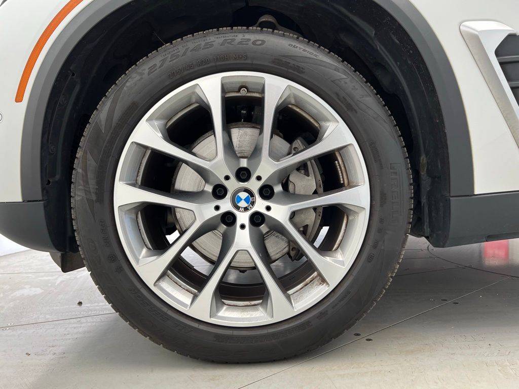 Thumbnail: 2025 BMW X5 - 23