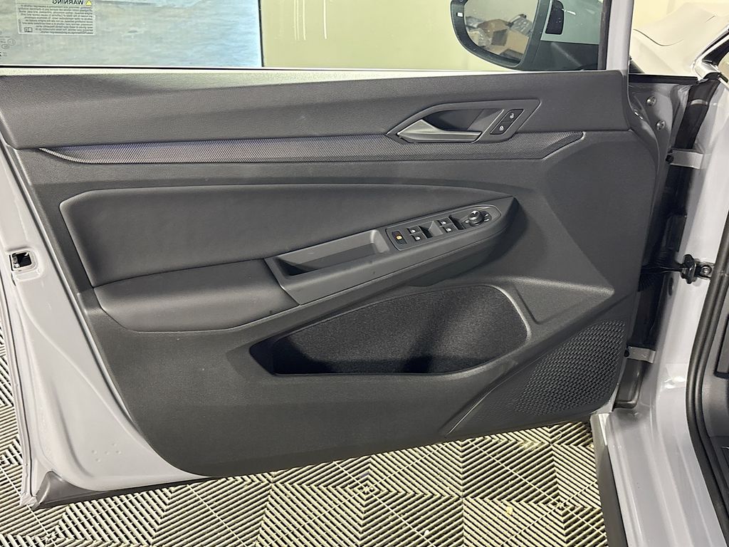 2025 Volkswagen Golf GTI 2.0T SE