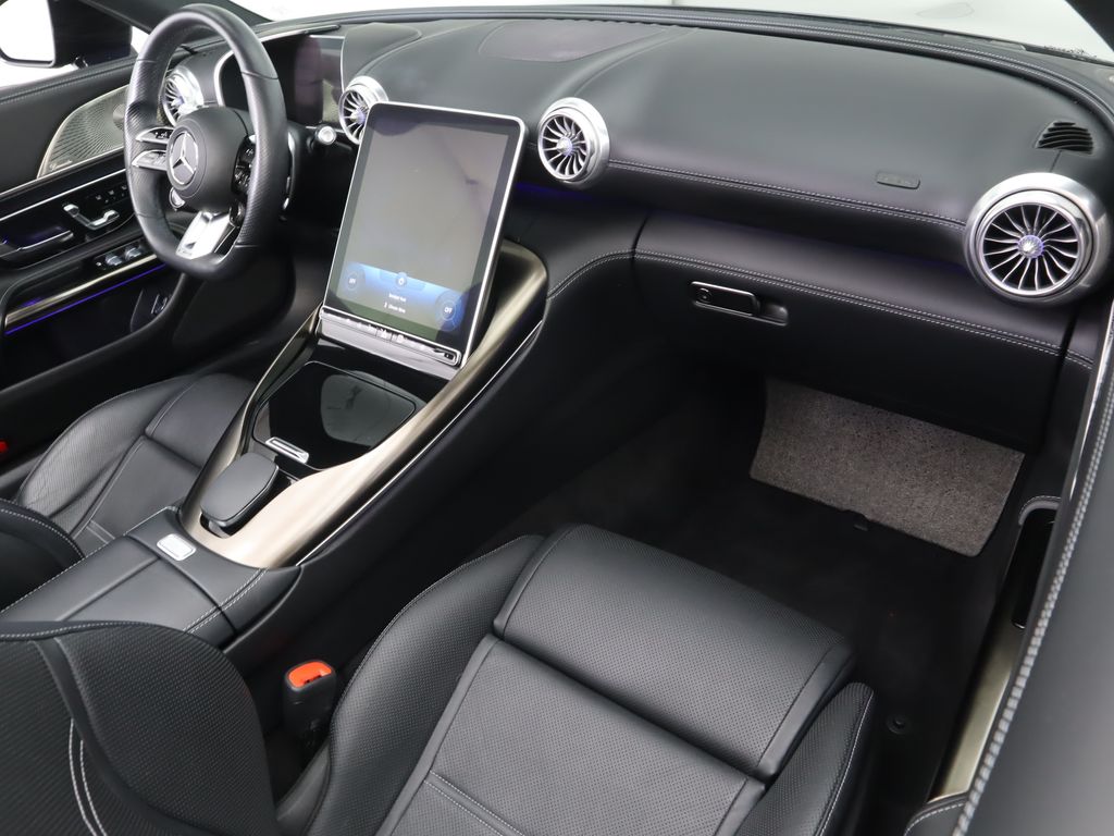 Thumbnail: 2022 Mercedes-Benz SL-Class - 26