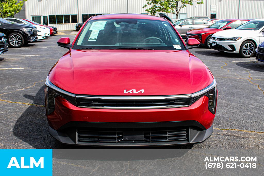 Used 2025 Red Kia LXS image 6