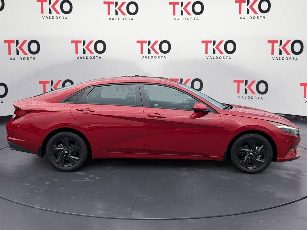 Used 2023 Hyundai Elantra Sedan