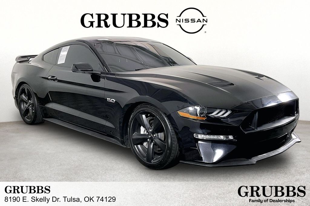 Shadow Black 2018 Ford Mustang Coupe Rear-Wheel Drive 6-Speed Manual