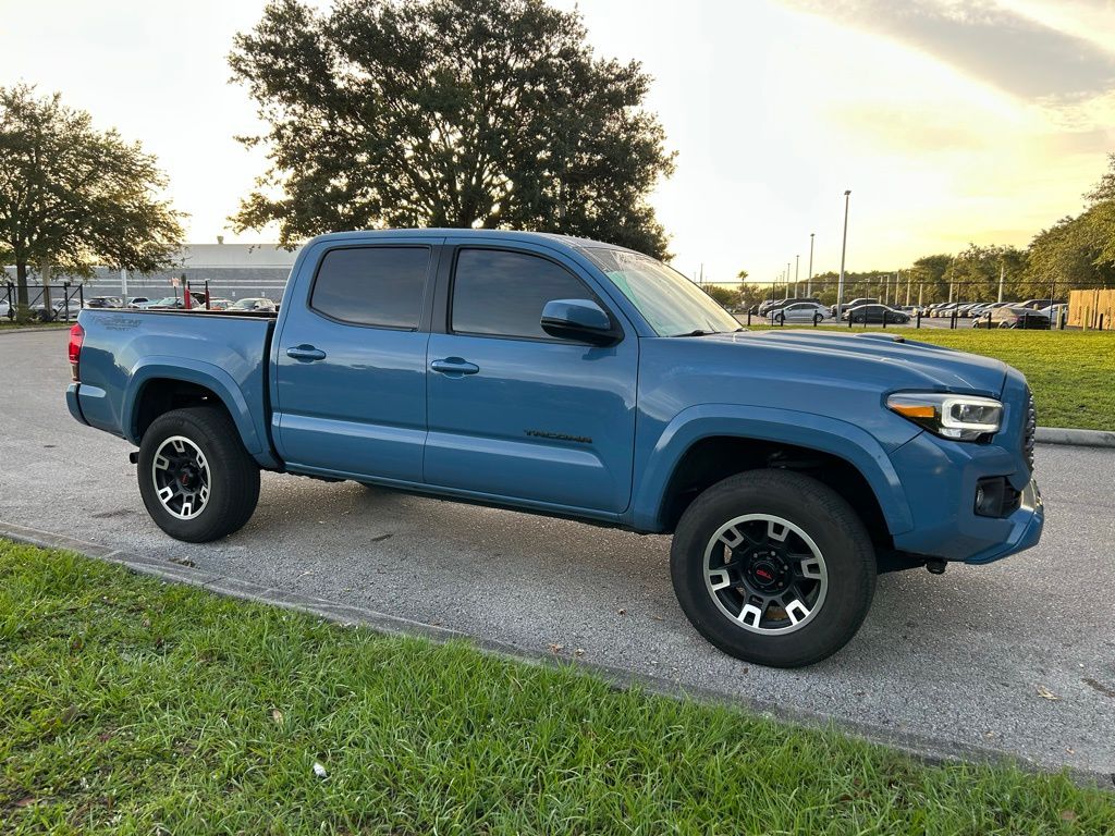 Thumbnail: 2019 Toyota Tacoma - 7