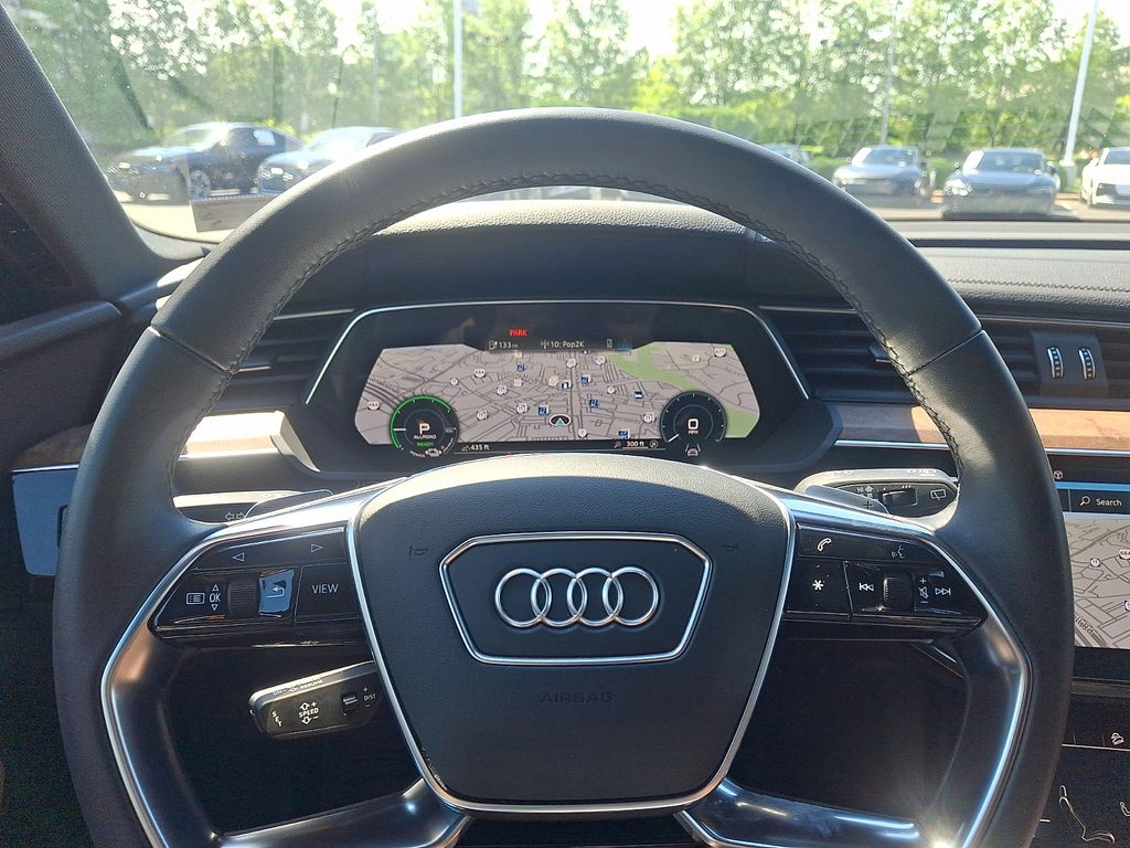 Thumbnail: 2023 Audi e-tron - 20