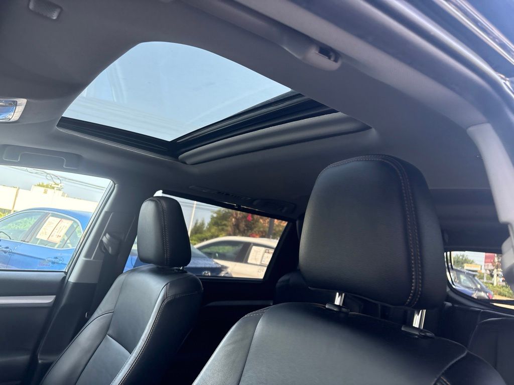 Used 2019 Black Toyota XLE image 13