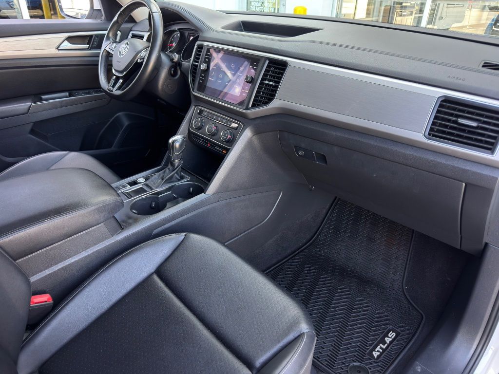 2018 Volkswagen Atlas 2.0T SE  at Royal Nissan