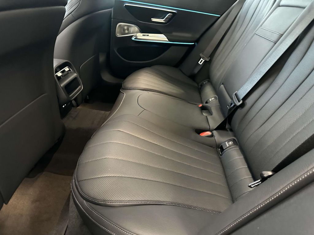2025 Mercedes-Benz E-Class E 450 19