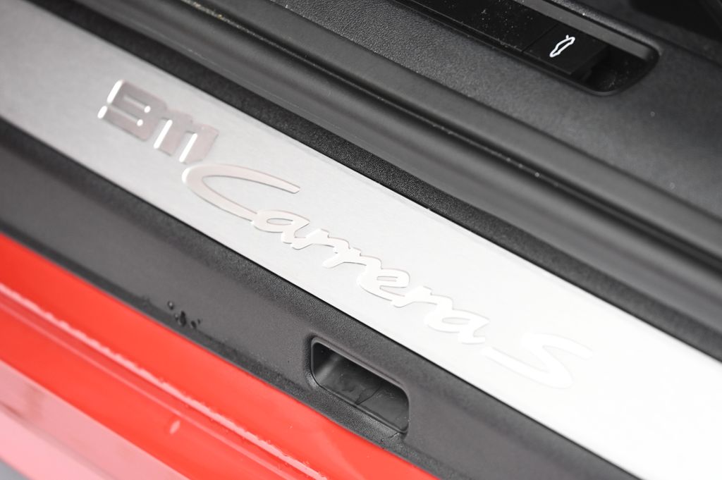 Thumbnail: 2024 Porsche 911 - 27