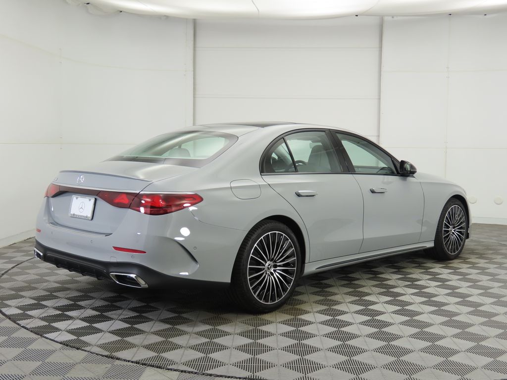 Thumbnail: 2026 Mercedes-Benz E-Class - 5