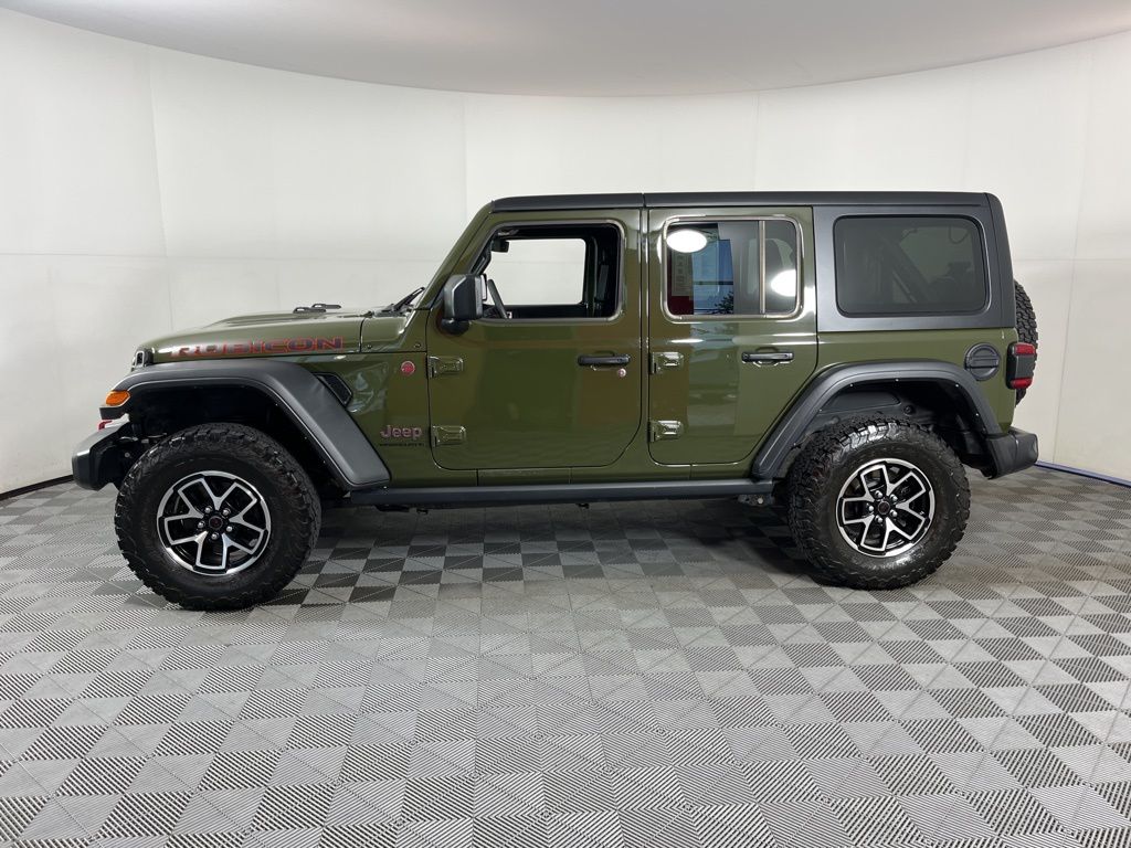 2024 Jeep Wrangler Rubicon 2