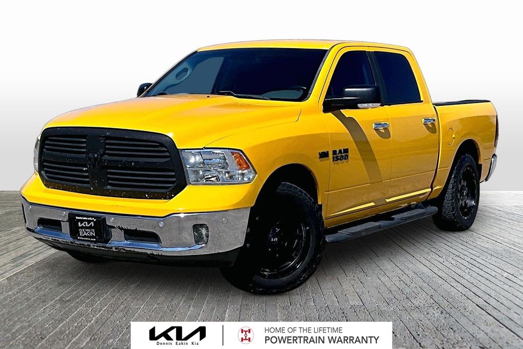 2016 RAM 1500 Lone Star Crew Cab RWD