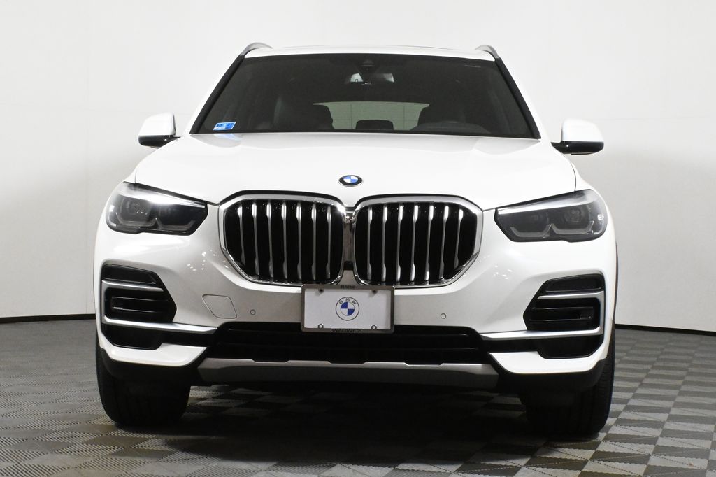 Thumbnail: 2022 BMW X5 - 10