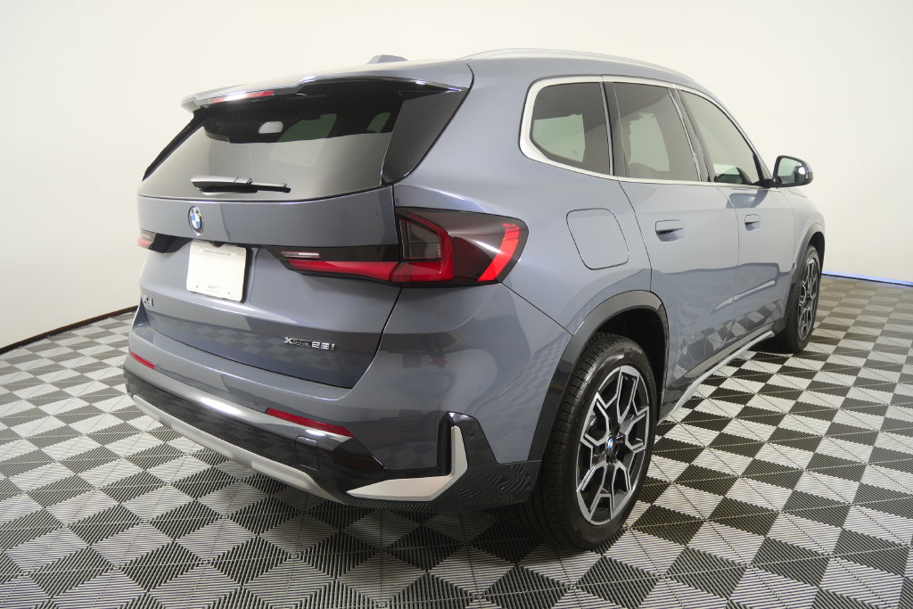 Thumbnail: 2026 BMW X1 - 5
