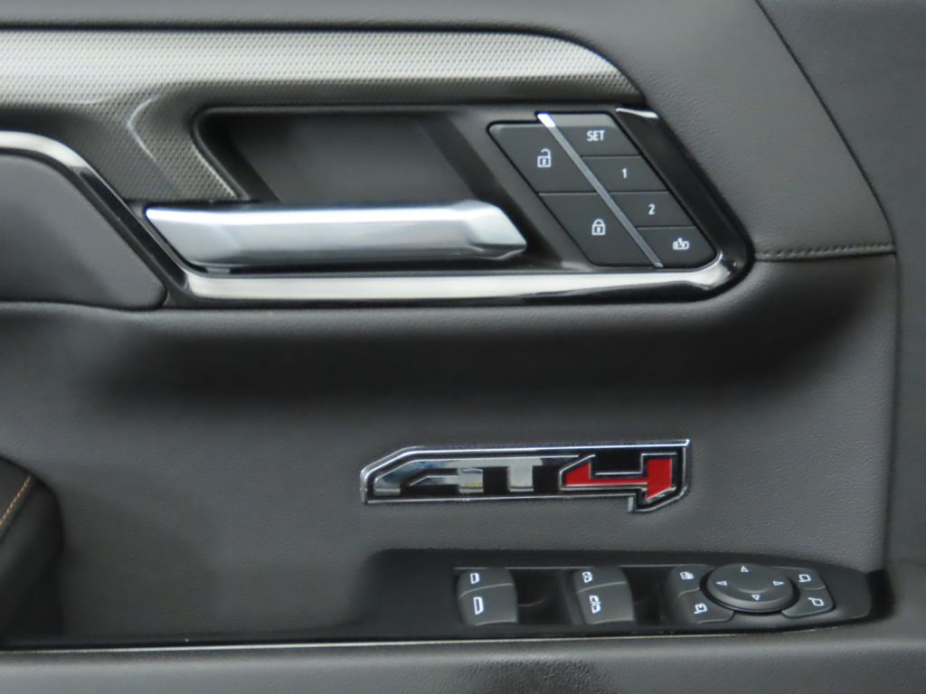 Thumbnail: 2023 GMC Sierra 1500 - 24