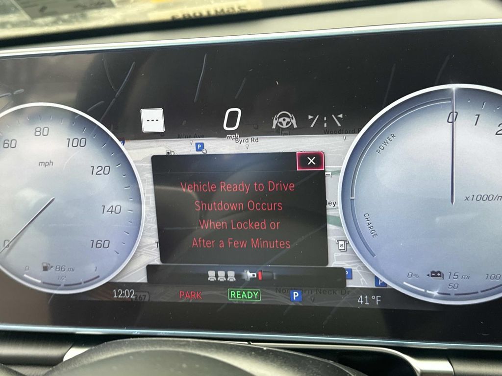 Thumbnail: 2025 Mercedes-Benz S-Class - 24