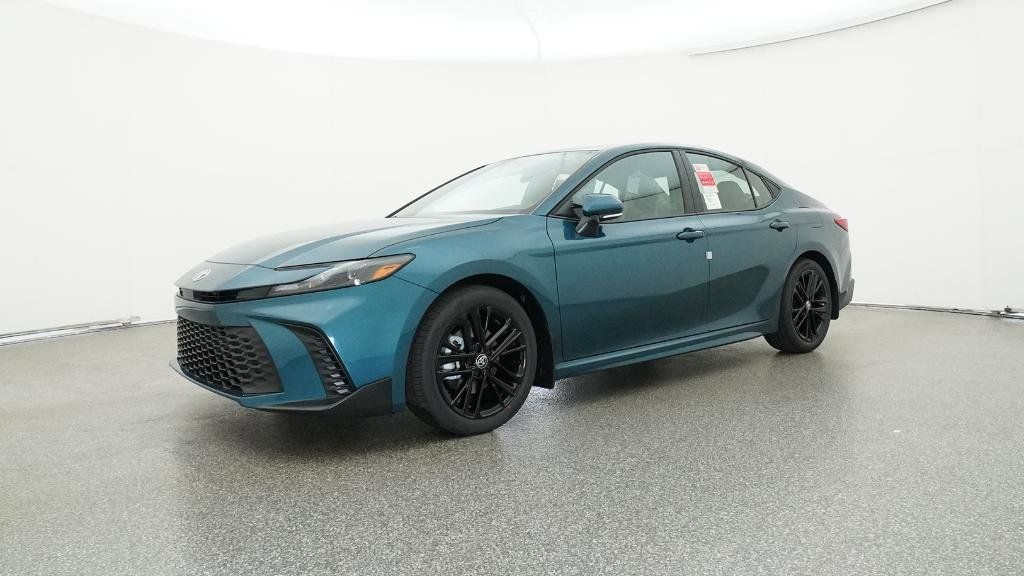 2025 Toyota Camry SE 26